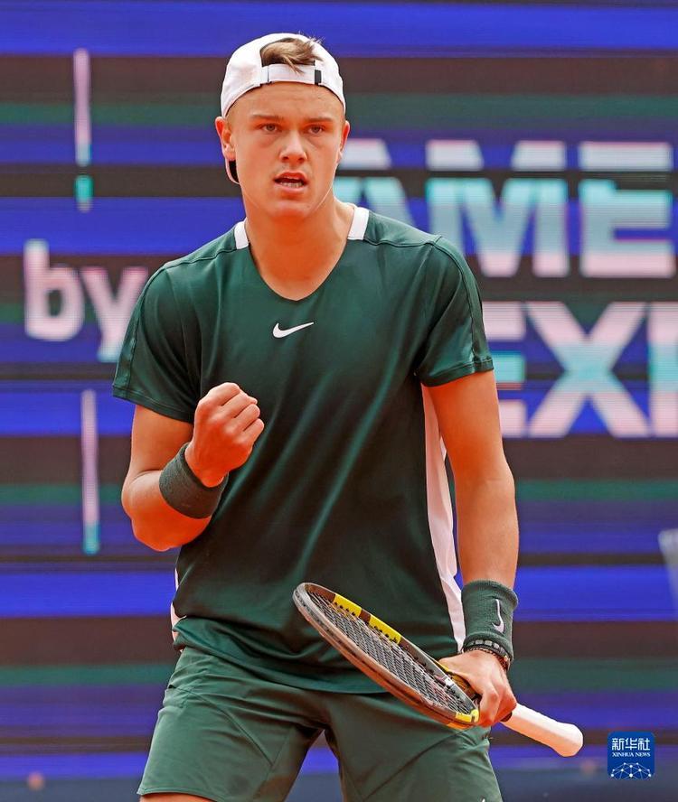 面对质疑与 面对质疑与