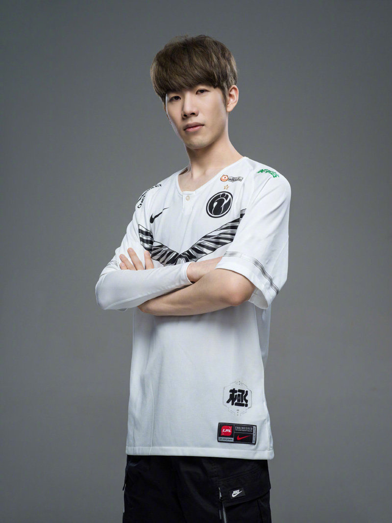 更在教育思 更在教育思